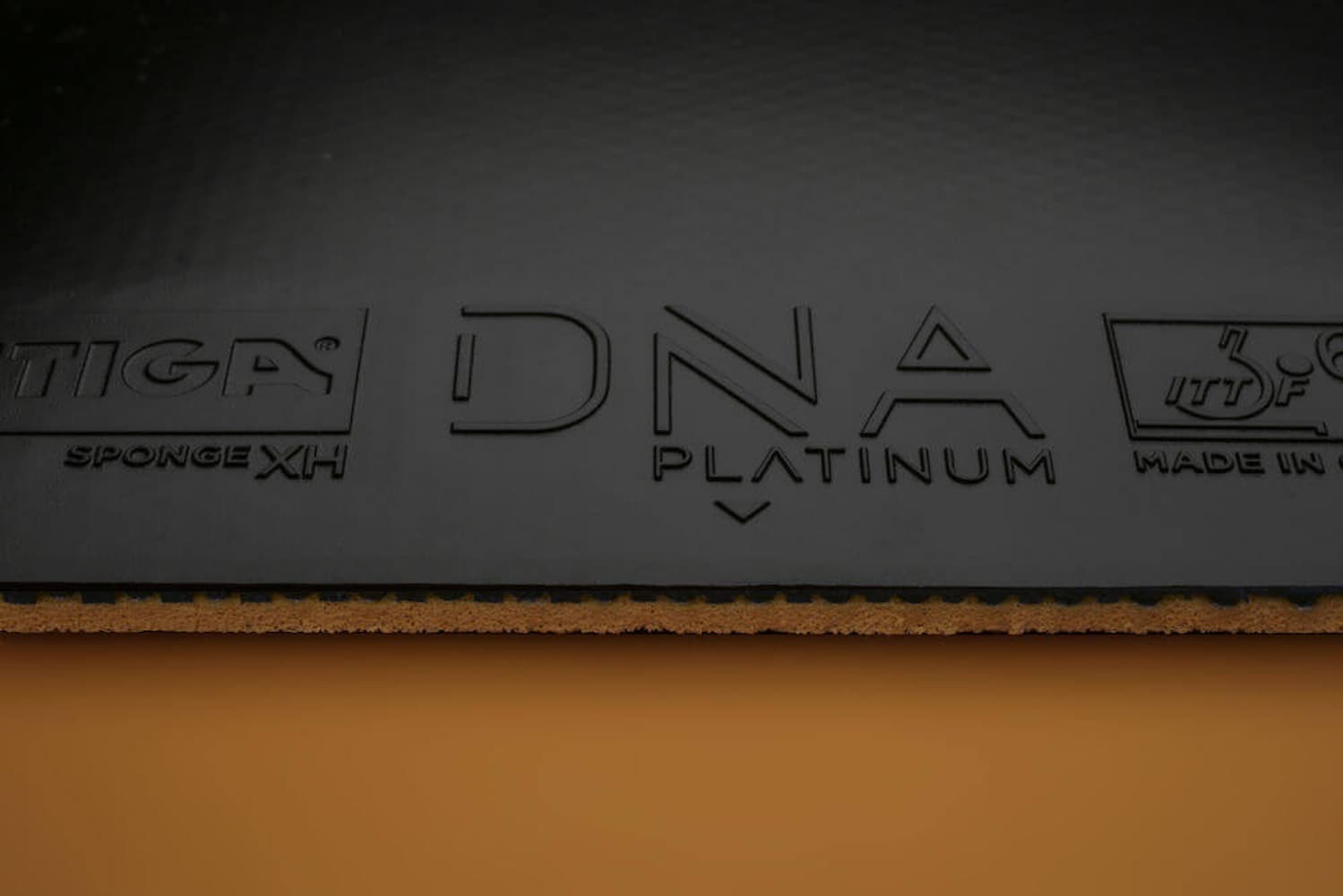 STIGA DNA Future M Table tennis rubber Platinum XH