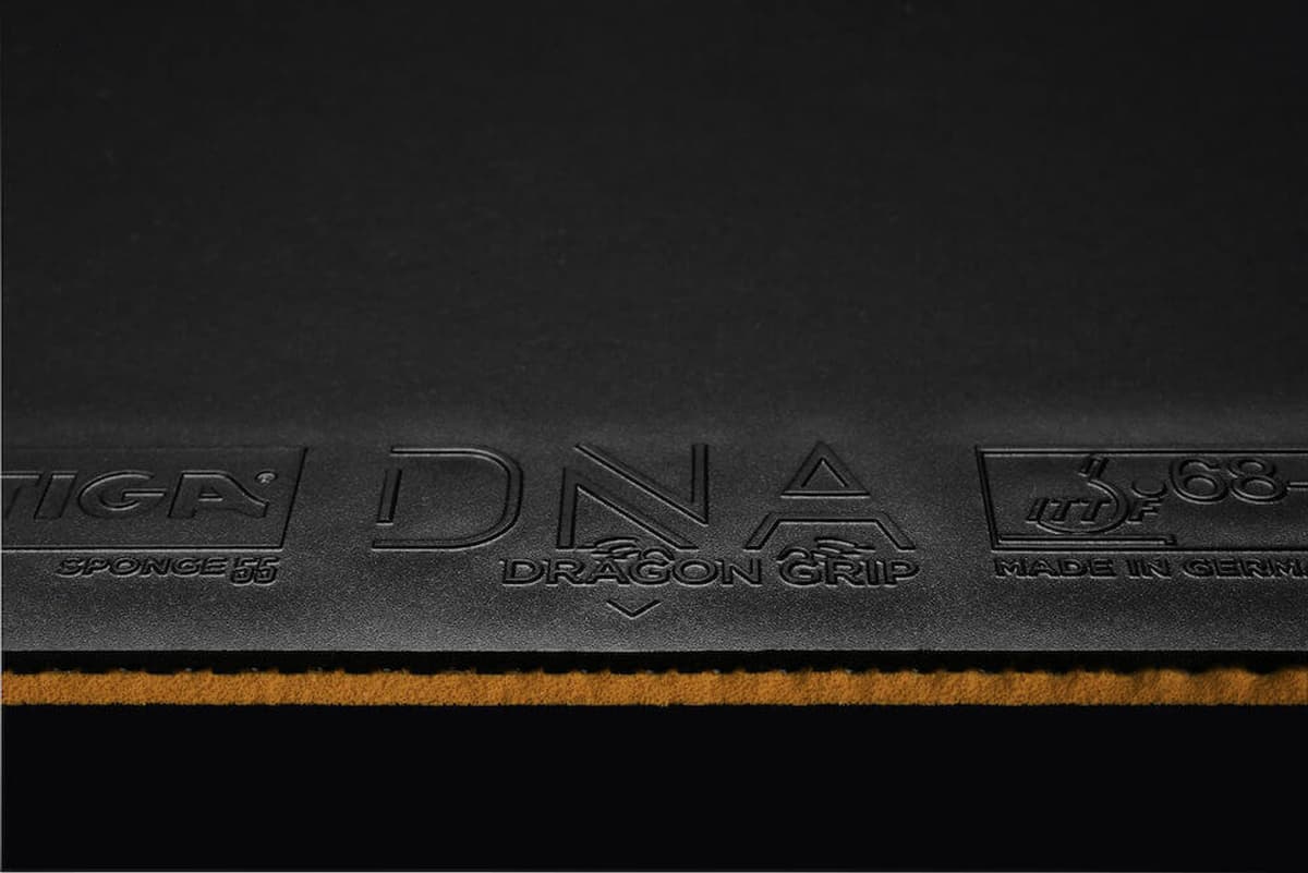 STIGA DNA Future M Table tennis rubber Dragon 55